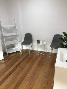 Hoppers Room 4 - Tenant Front Room