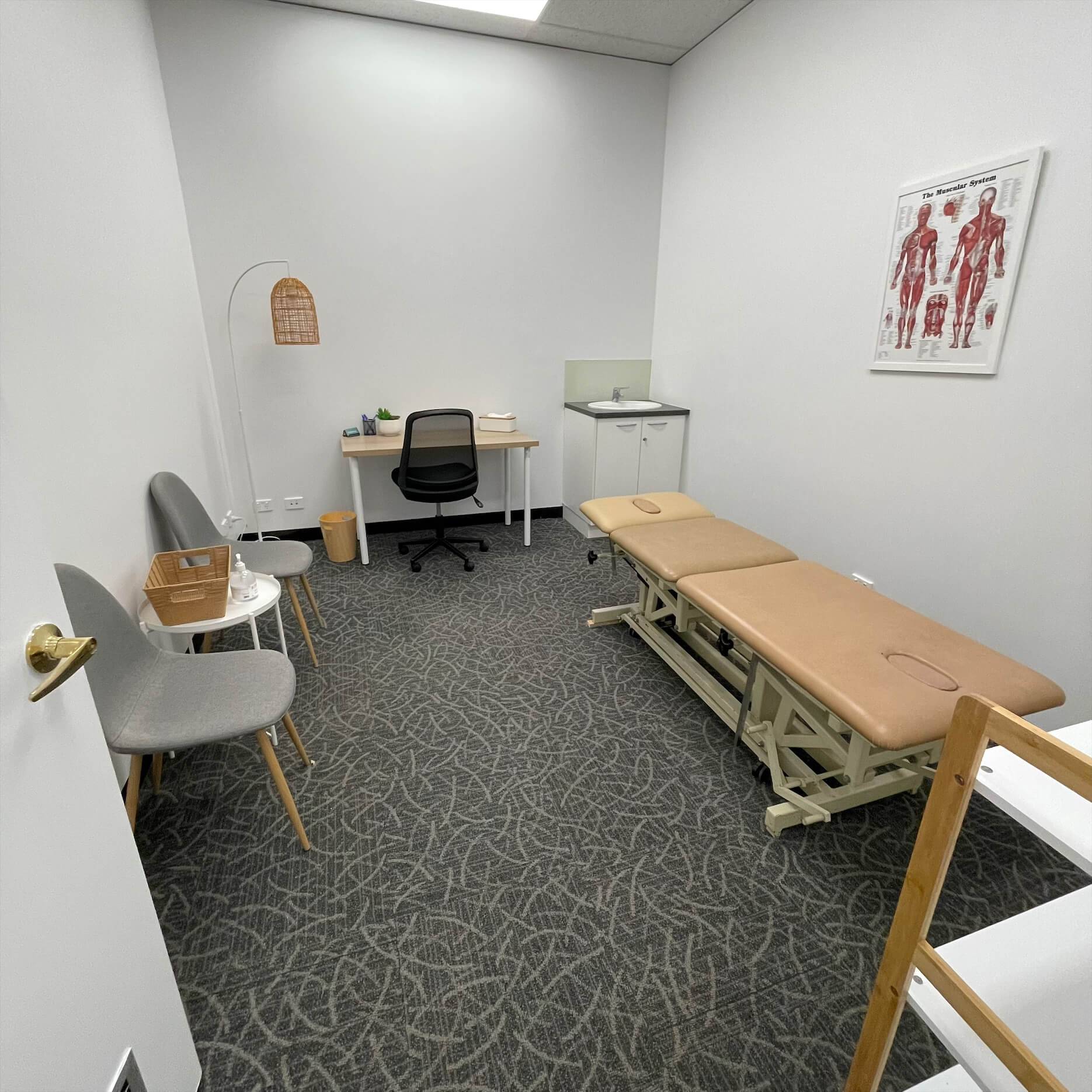 Tenant consulting room ready for a practitioner's own setup